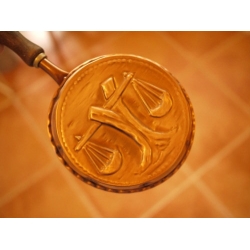 德國1960年代銅製實木把手烤模(天平)