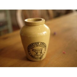 英國1920年代奶油陶罐